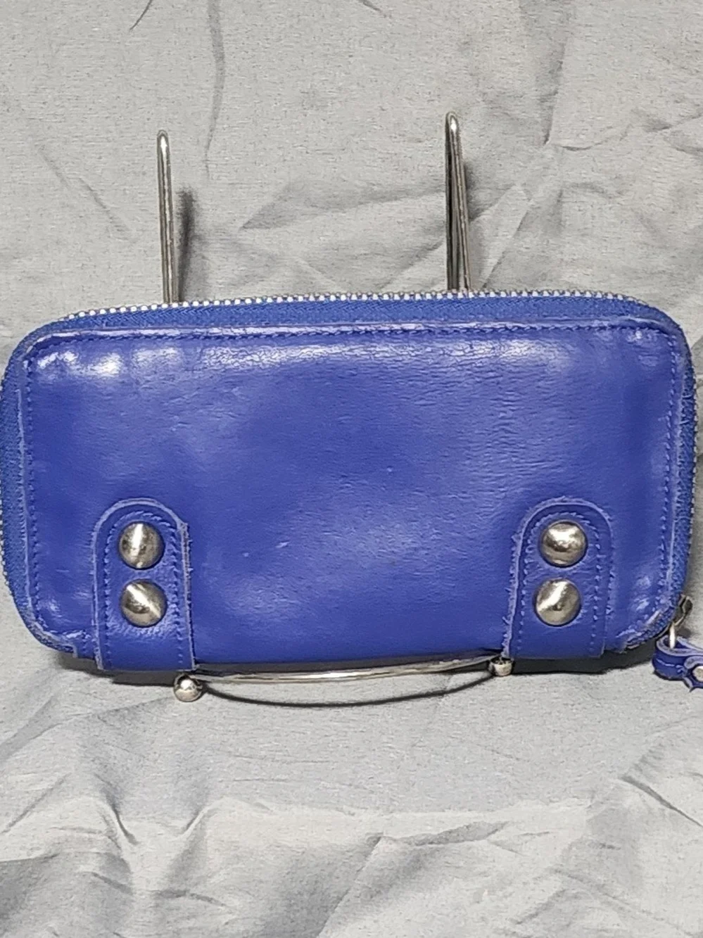 Y2K Linea Pelle Chianti Dylan Blue Leather Zip Around Wallet